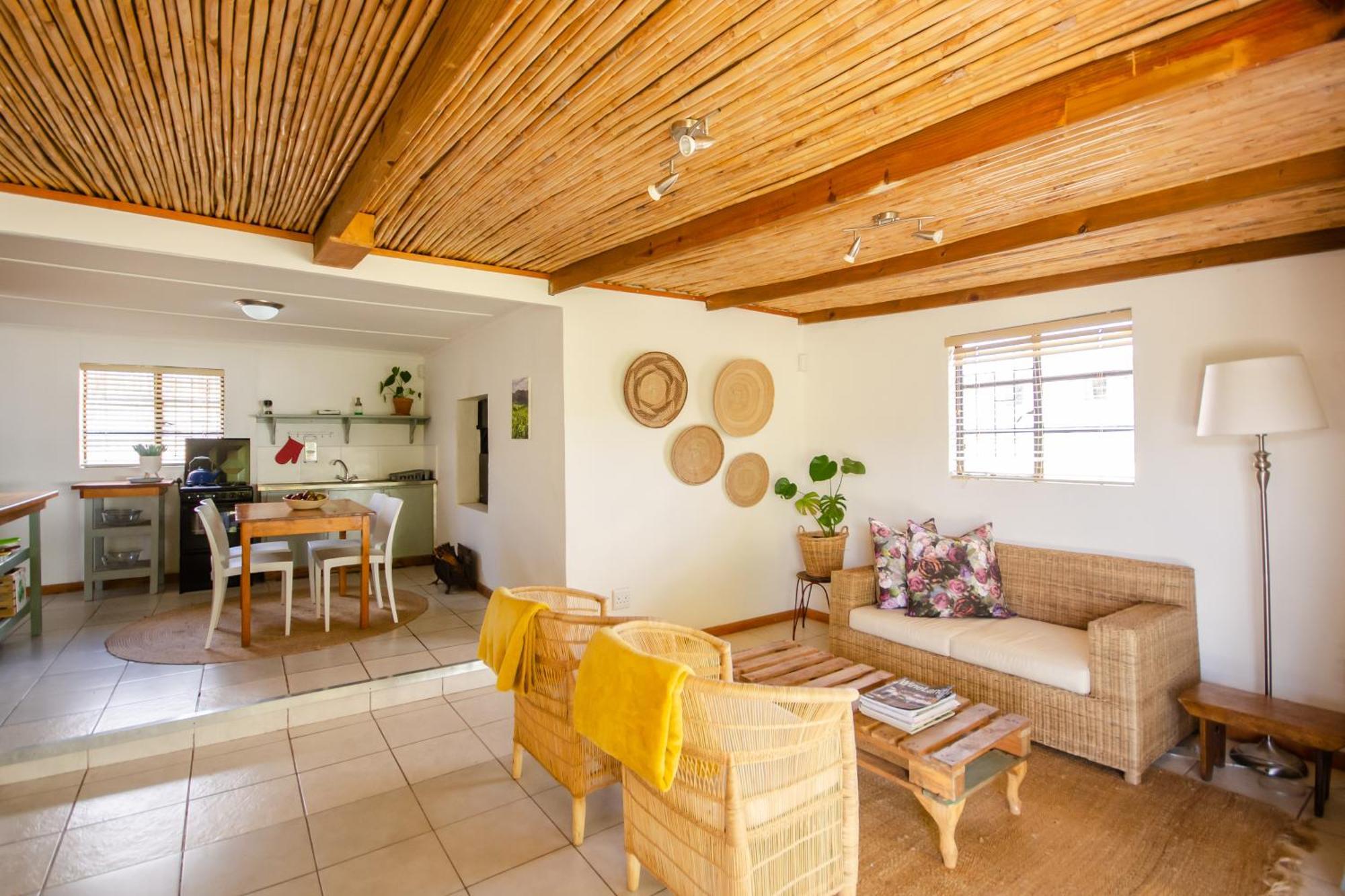 Arendsig Wine Estate & Cottages 보니발 외부 사진